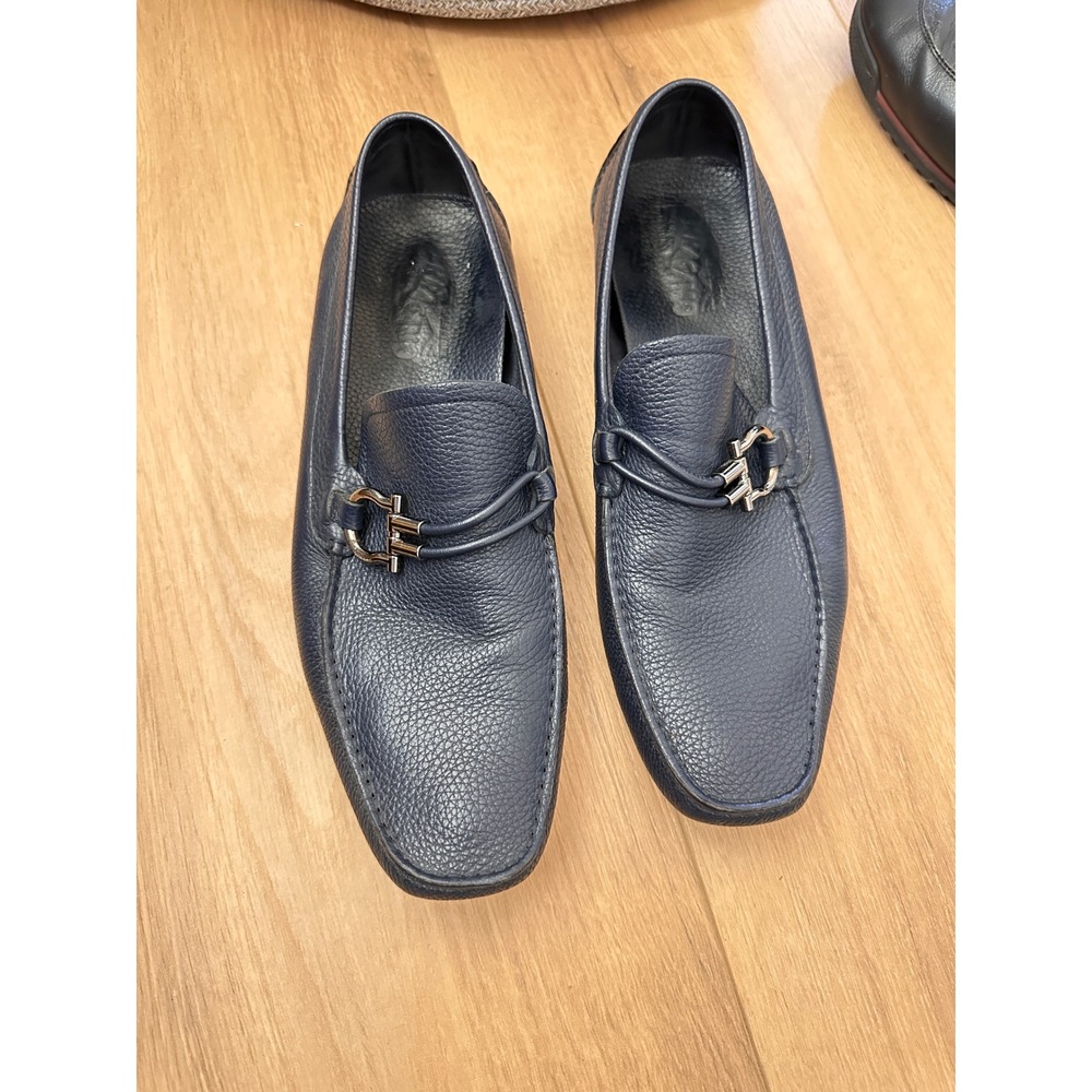 Salvatore Ferragamo Mens Navy Pebbled Leather Gancini Bit Loafers 10.5